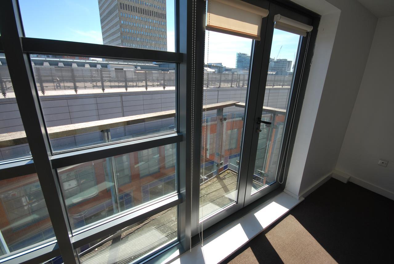 Atana Apartments - Manchester — Photos 1